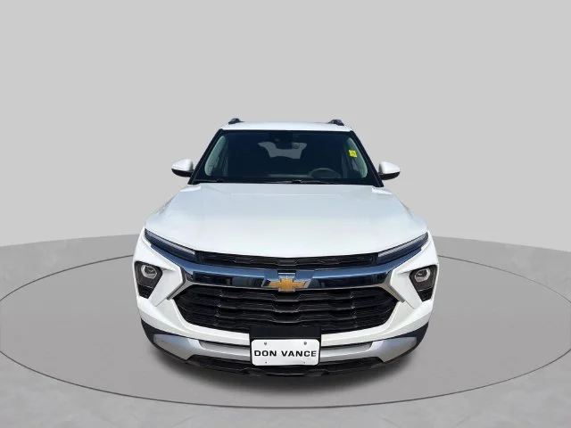 Used 2025 White Chevrolet LT image 9