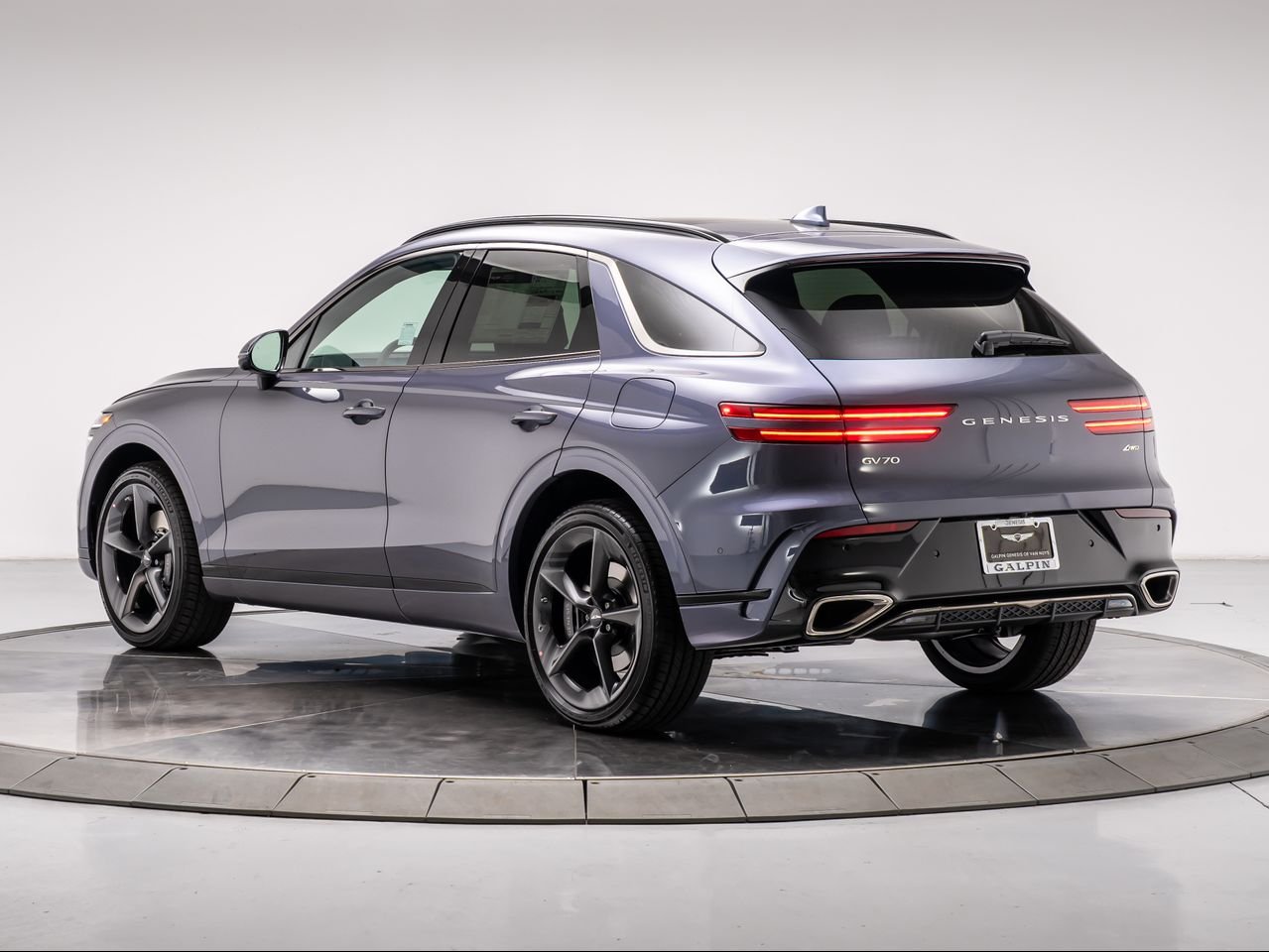 New 2026 Ceres Blue Genesis 2.5T SPORT PRESTIGE image 3