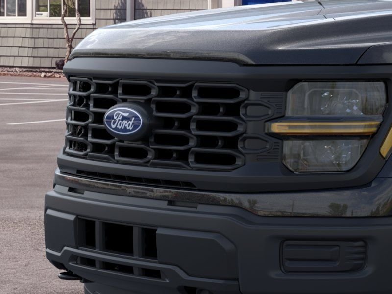 New 2025 Agate Black Metallic Ford XL image 17