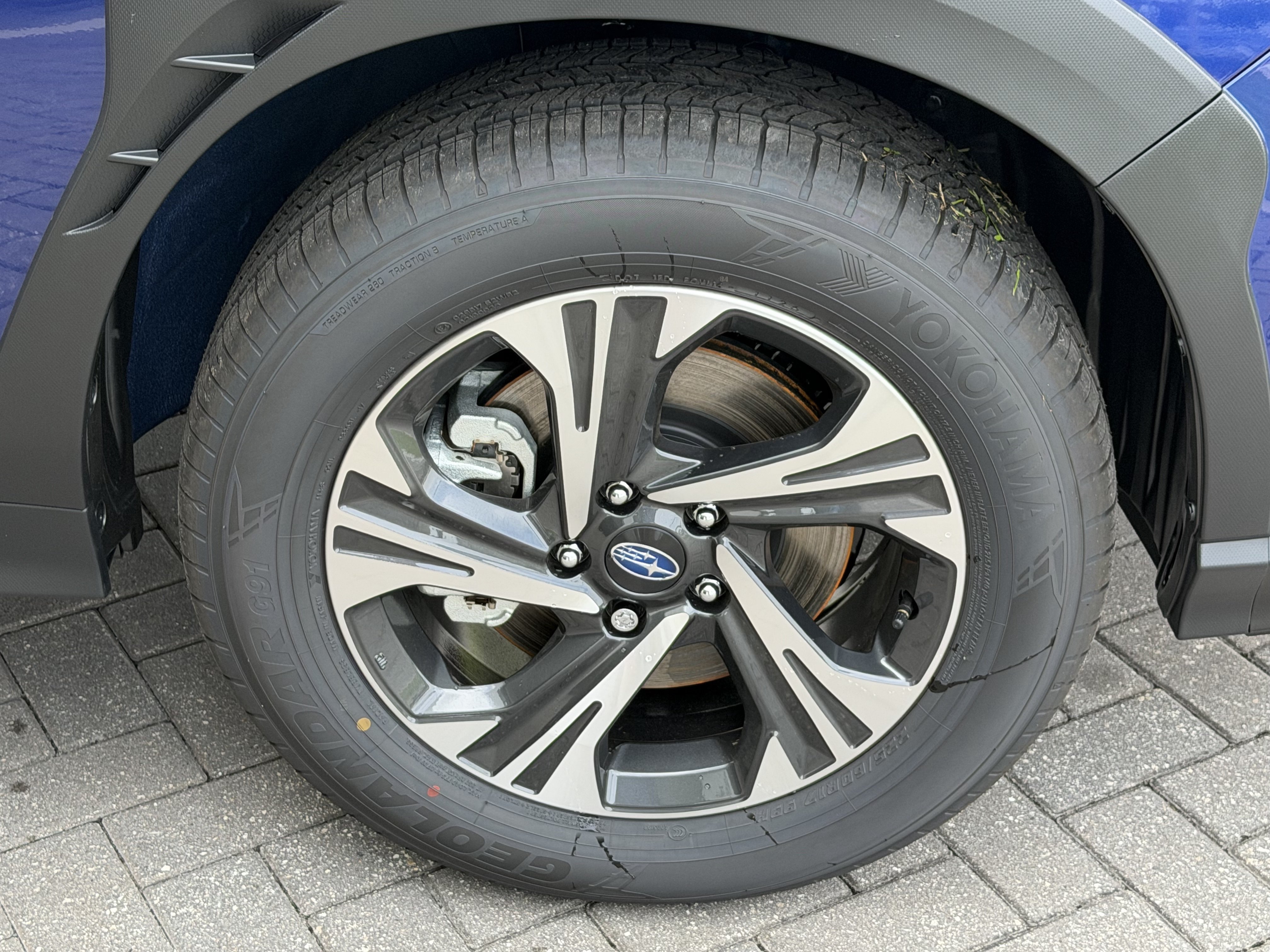 New 2026 SAPPHIRE BLUE PEARL Subaru Premium image 10