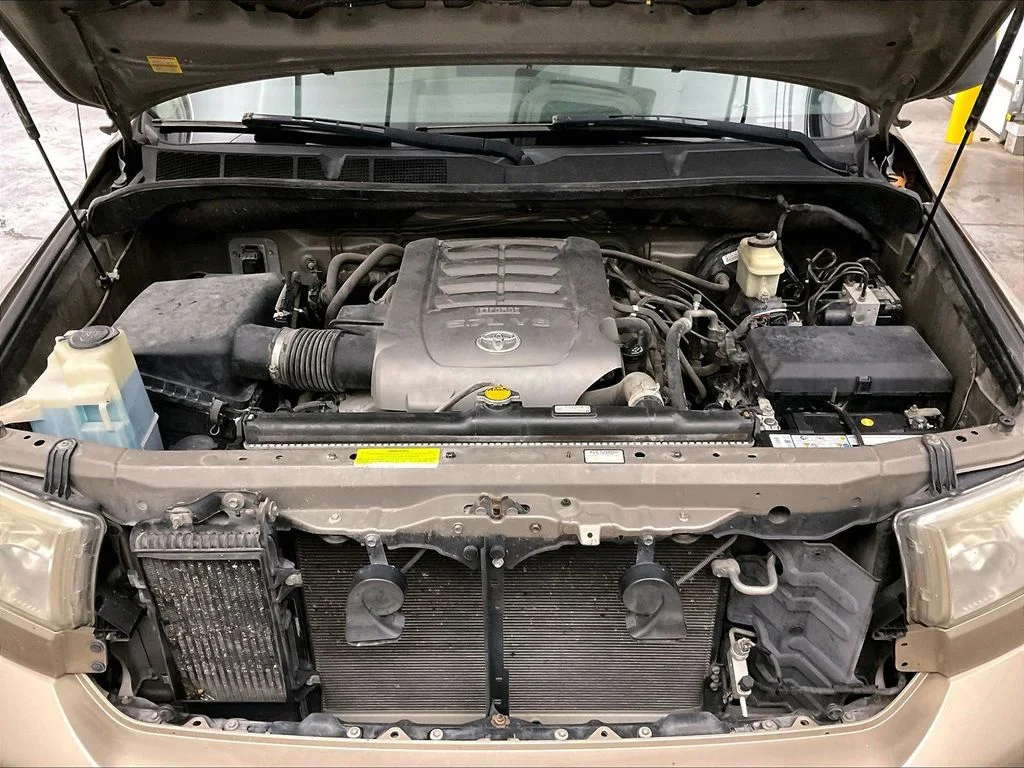 Used 2007 Beige Toyota SR5 image 14