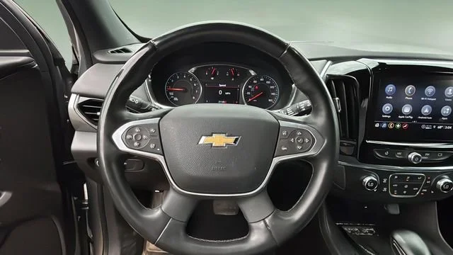 Used 2023 Sterling Gray Metallic Chevrolet LT Leather image 11