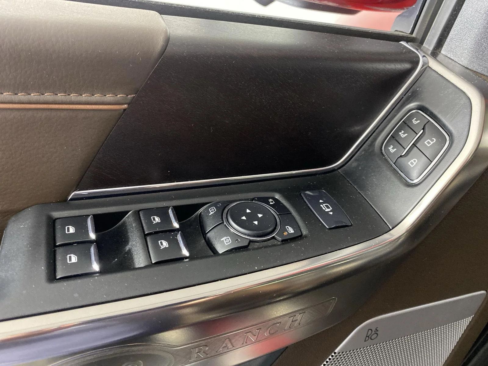 Used 2023 Rapid Red Metallic Tinted Clearcoat/Stone Gray Ford King Ranch image 15