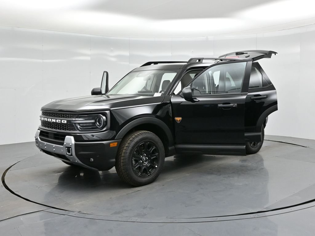 New 2025 Shadow Black Ford Badlands image 34