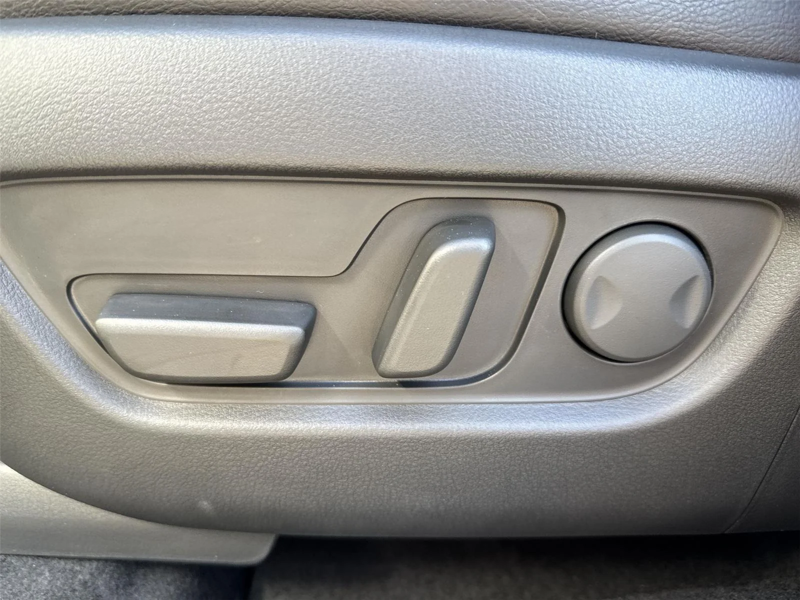 New 2026 Platinum Quartz Mazda S Premium Plus image 12