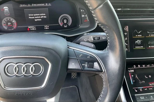 Used 2019  Audi 3.0T Premium Plus image 17