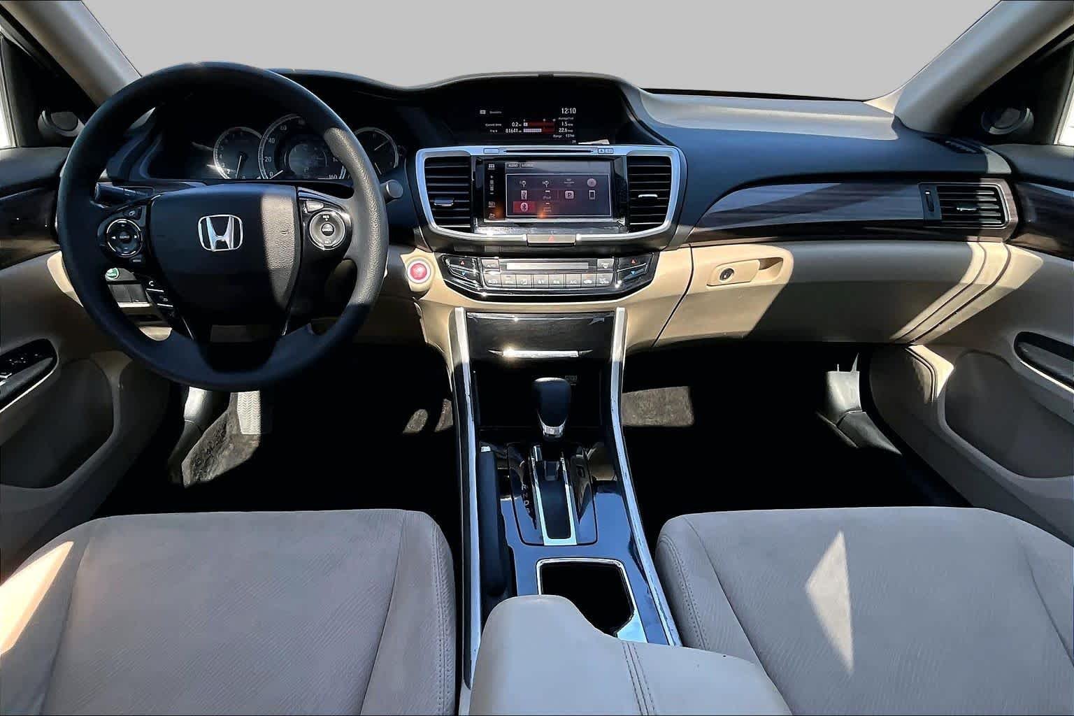Used 2017 White Orchid Pearl Honda EX image 16