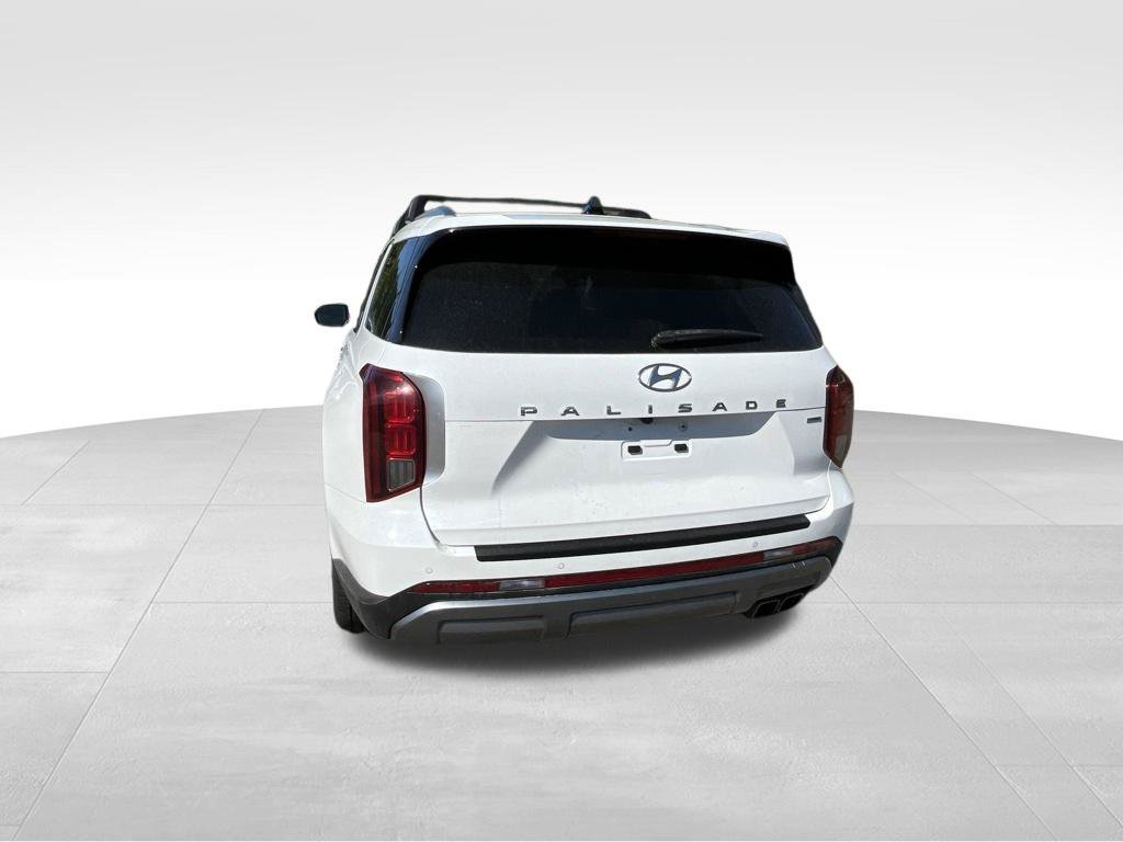 Used 2023 White Hyundai SEL image 14