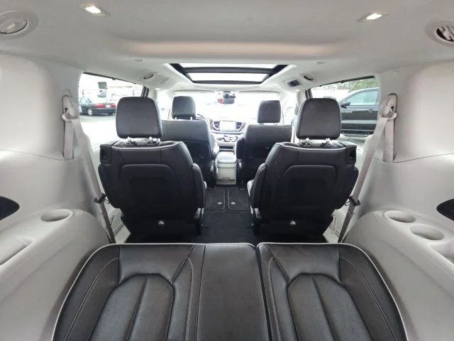 Used 2024 Silver Chrysler Limited image 14