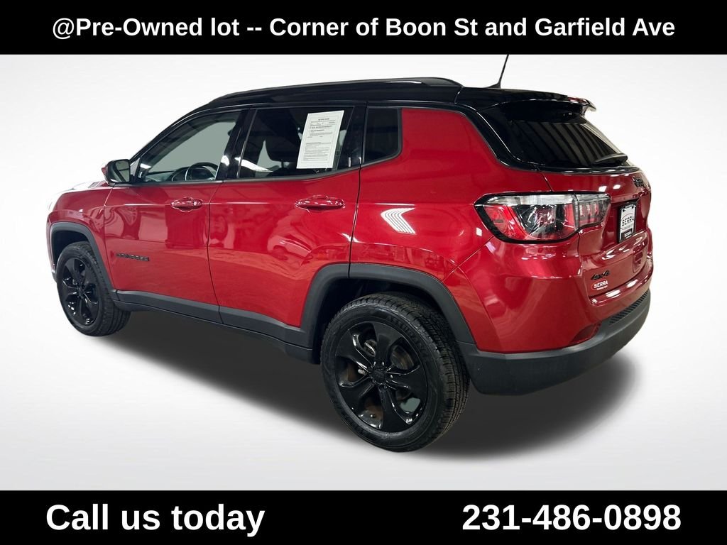 Used 2020 Red Jeep Latitude image 3