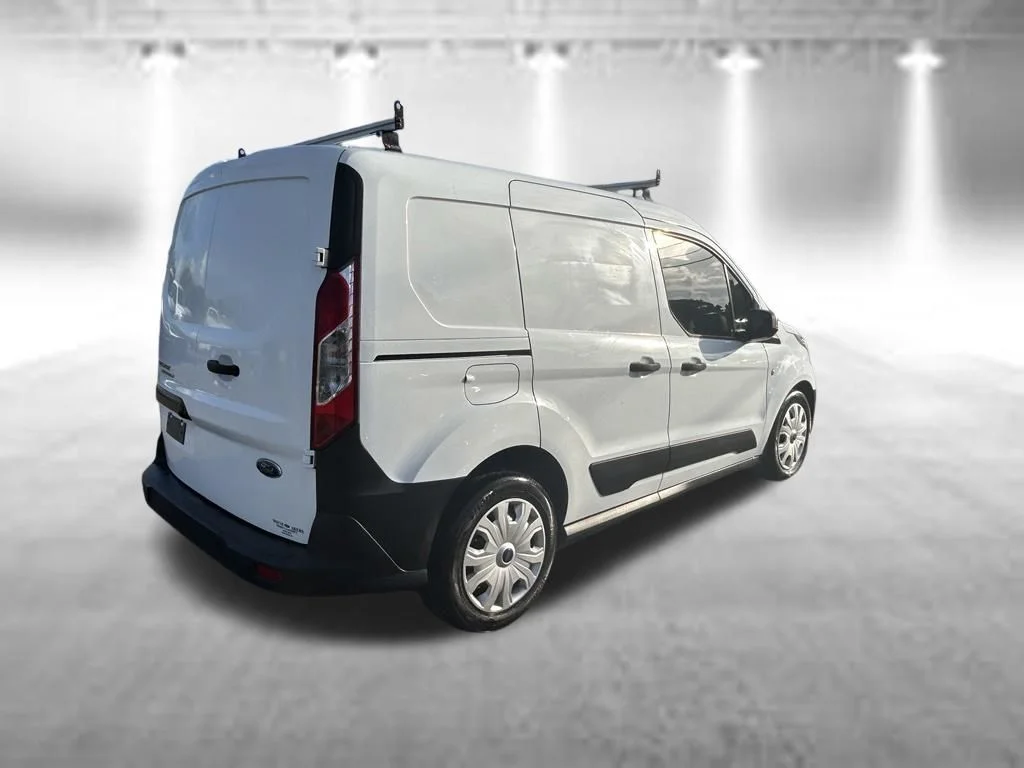 Used 2022 Frozen White Ford XL image 4