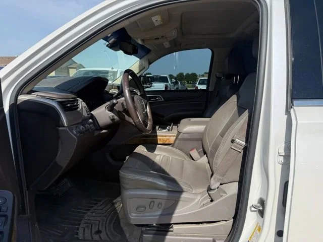 Used 2016 WHITE FROST TRICOAT GMC Denali image 10