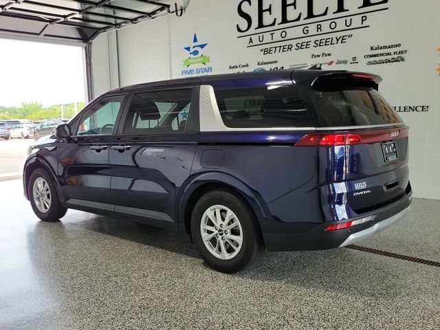Used 2024 Blue Kia LX Seat Package image 3