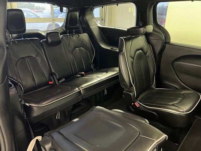 Certified Used 2025 Blue Chrysler Limited image 28