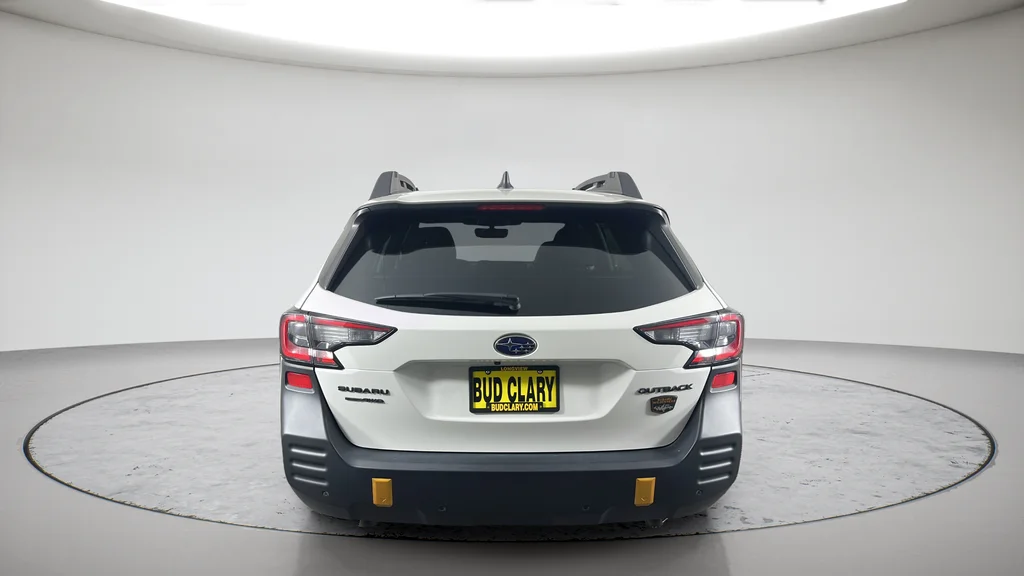 Used 2025 White Subaru Wilderness image 9