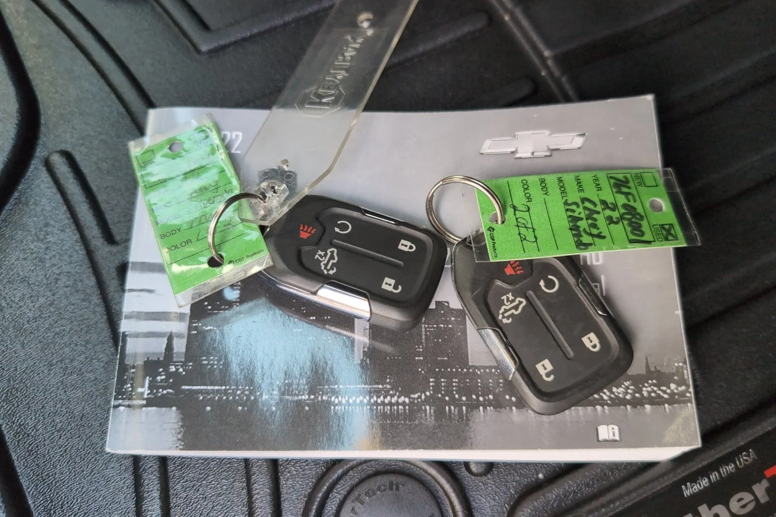 Used 2022 GREENSTONE METALLIC Chevrolet LT image 9