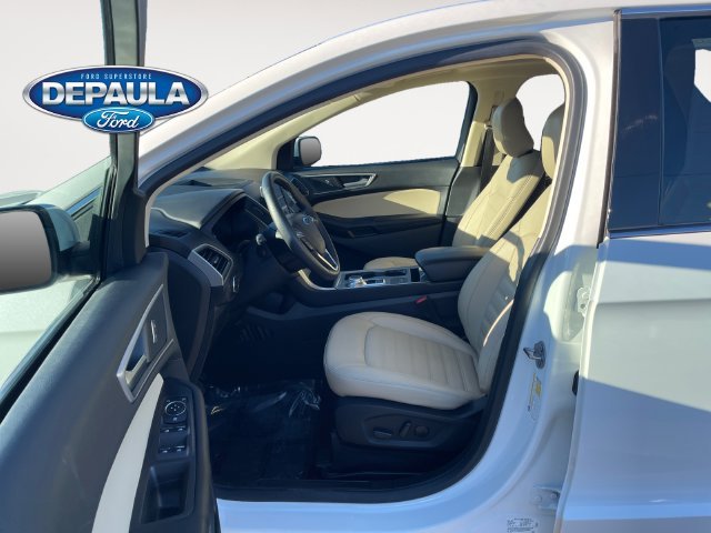 Used 2024 White Metallic Ford SEL image 11