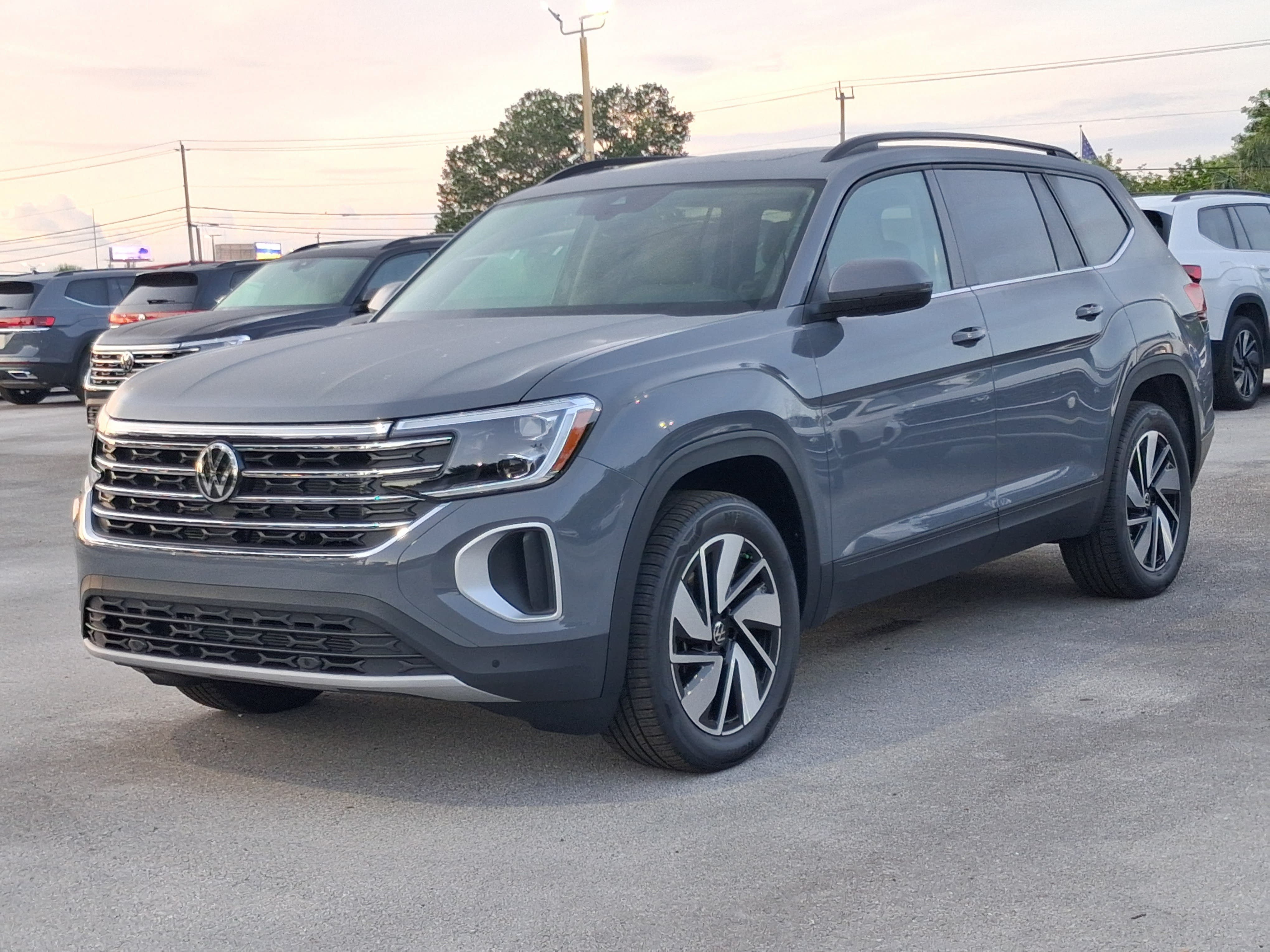 New 2026 Gray Volkswagen 2.0T SE w/Technology image 3