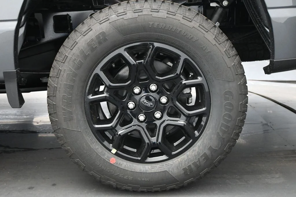 New 2026 Gray Ford XLT image 20