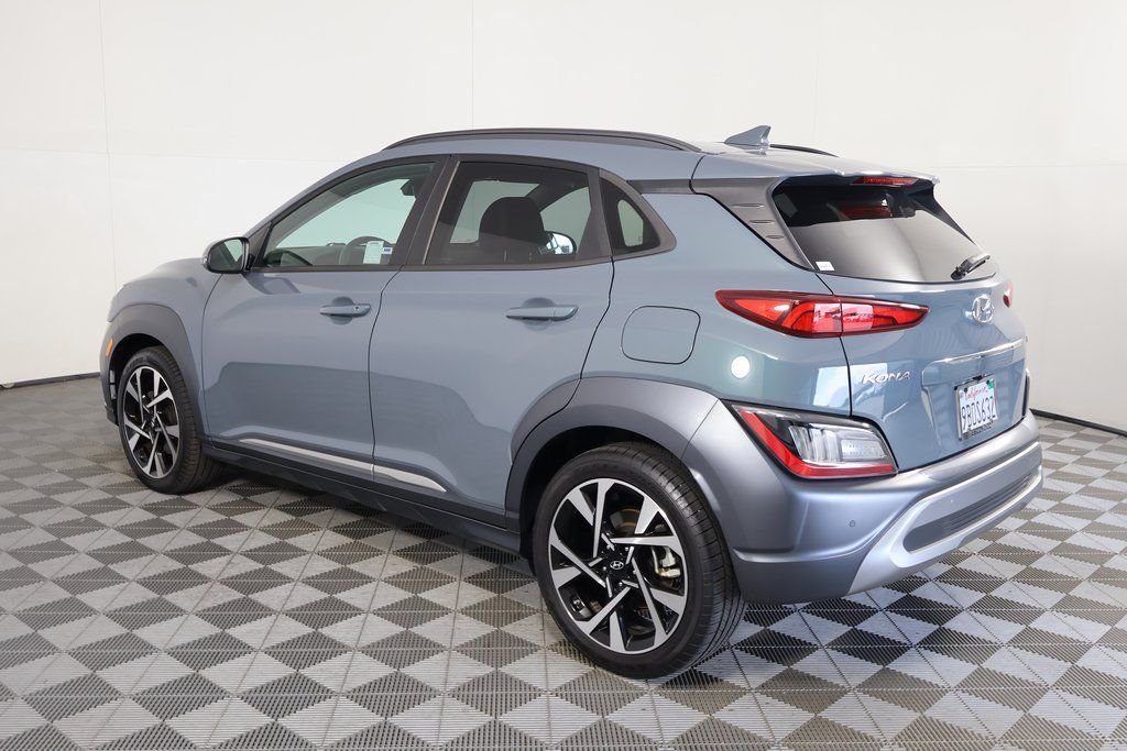 Used 2022 Cactus Hyundai Limited image 6