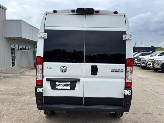 New 2026 Bright White Clear-Coat Exterior Paint RAM High Roof image 4