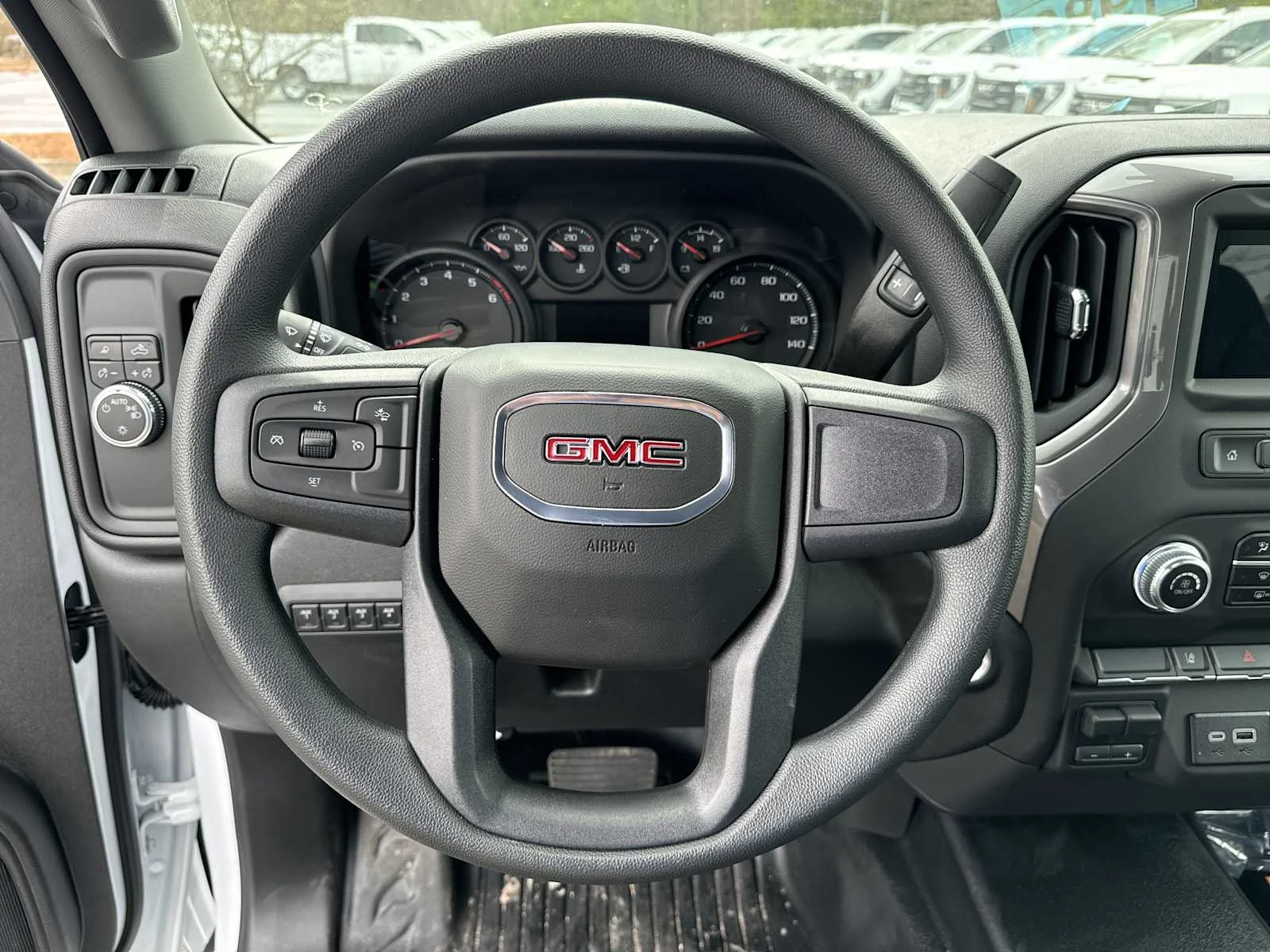 New 2025 Summit White GMC Pro image 24