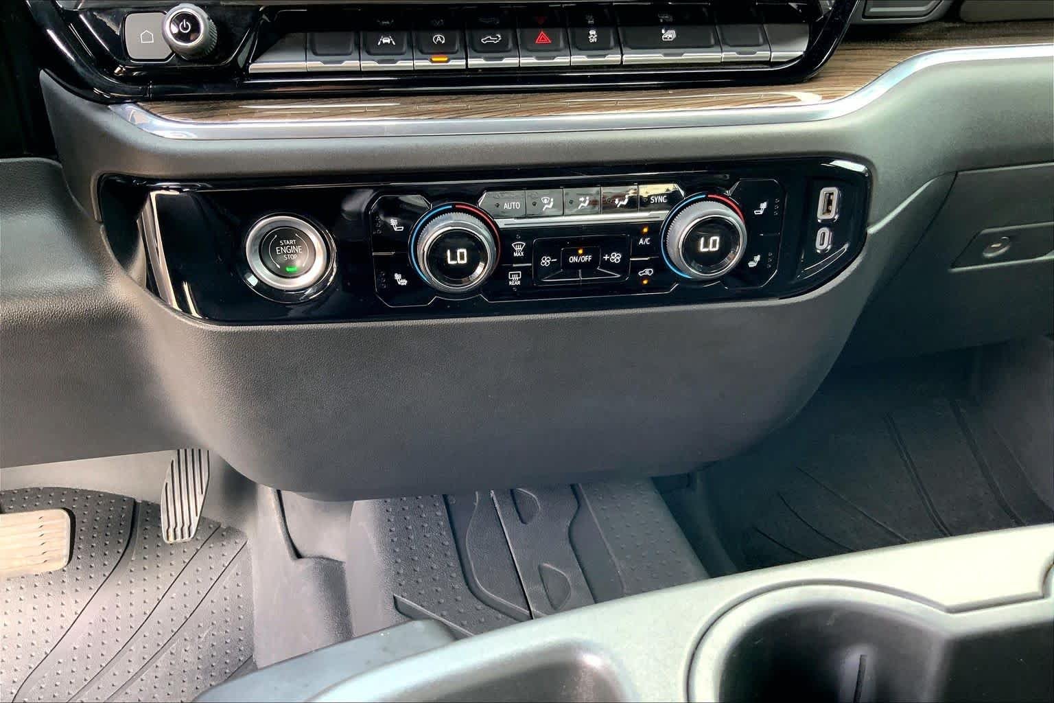 2023 Chevrolet Silverado 1500 RST - Photo 32