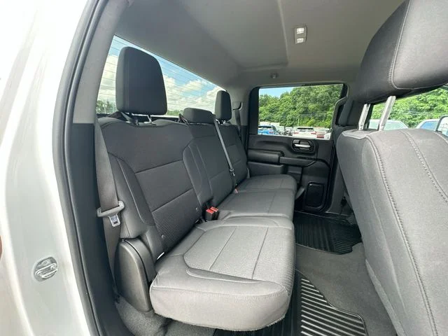 Used 2023 White Chevrolet Custom image 29