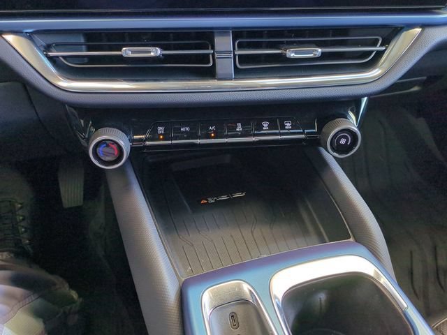 Used 2026 Black Chevrolet LT image 19