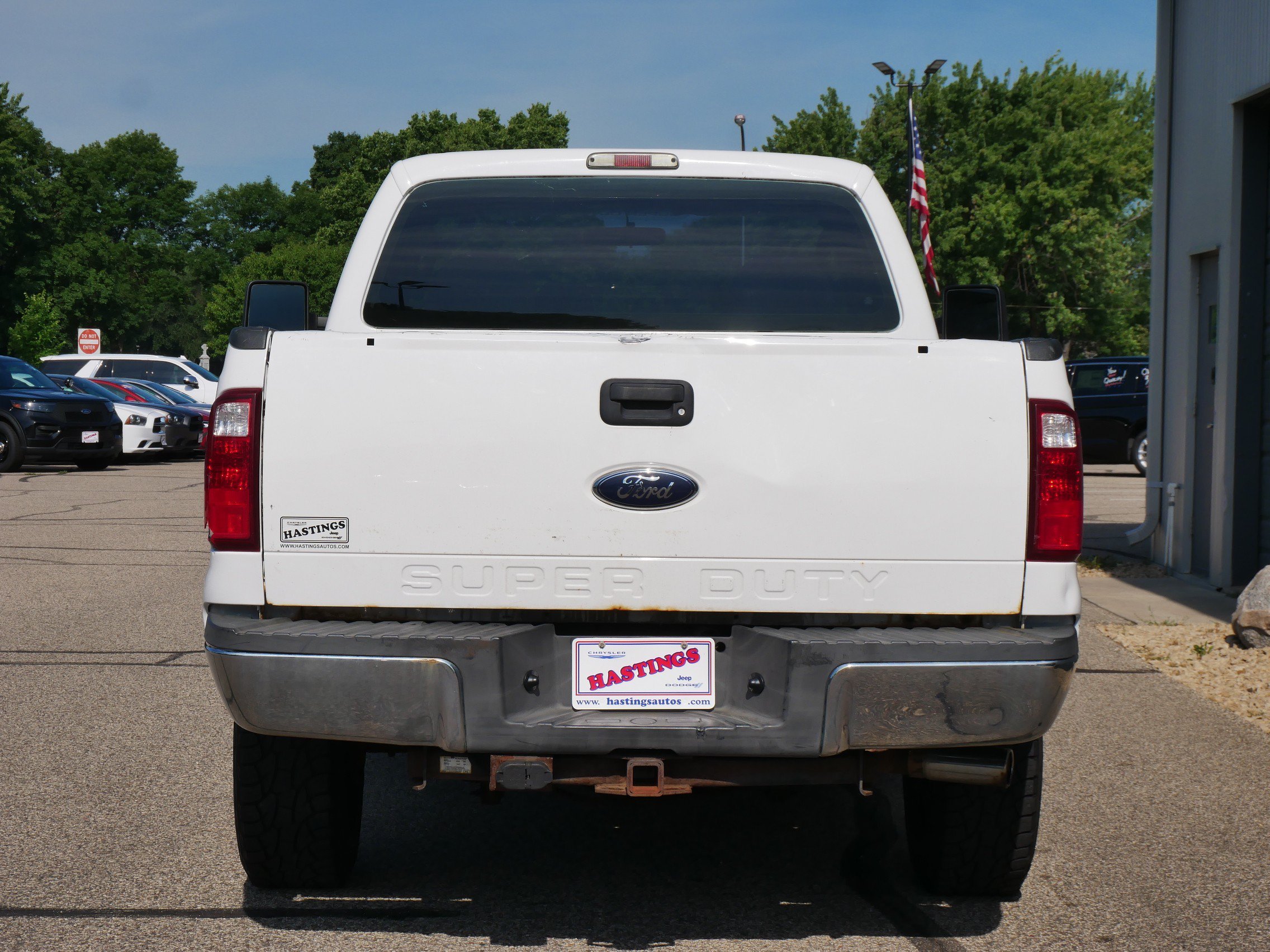 Used 2010 White Ford XL image 4