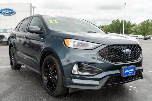 Used 2022 Stone Blue Metallic Ford ST Line image 4