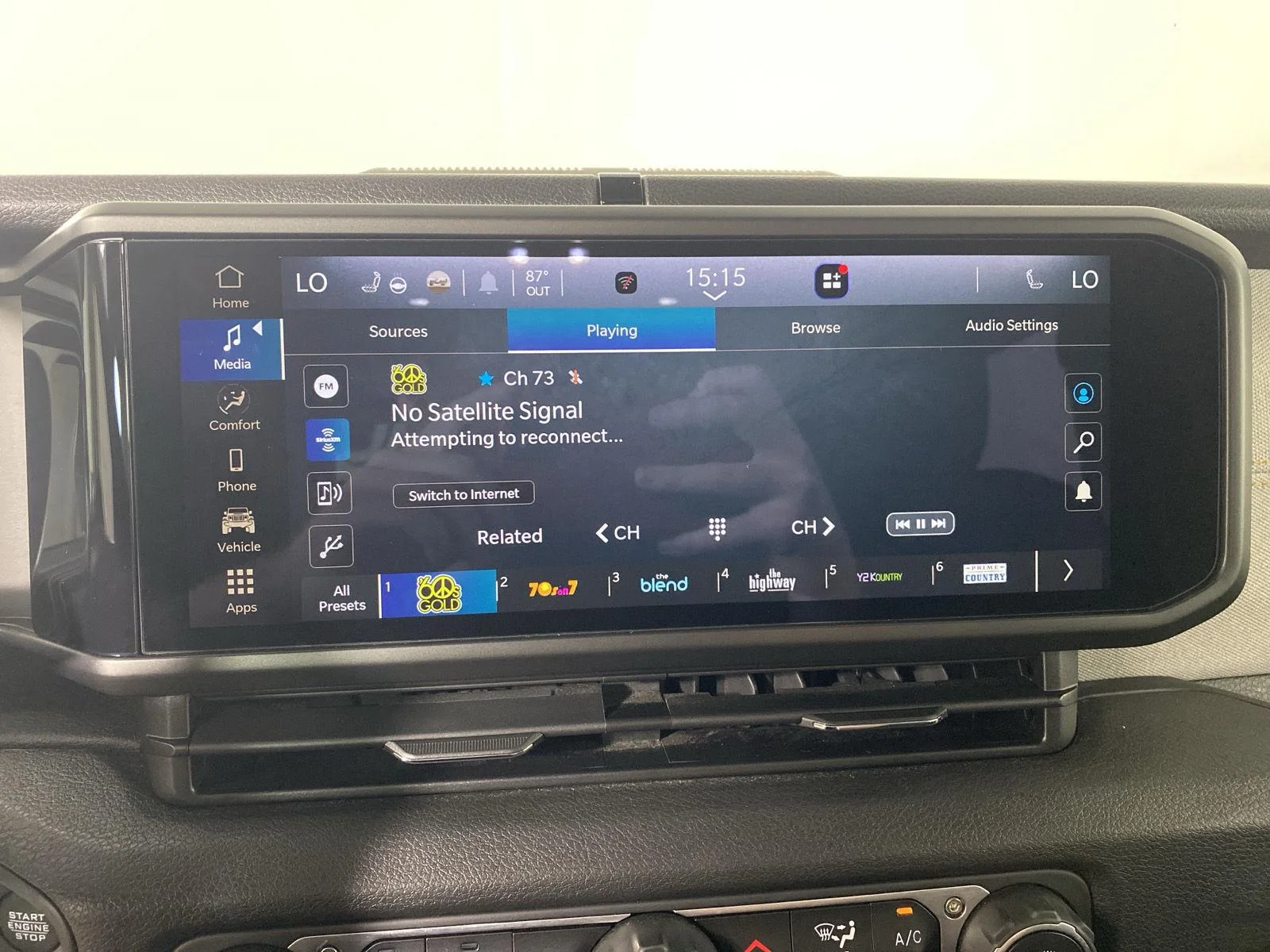 Used 2024 Hydro Blue Pearlcoat Jeep Sport S image 4