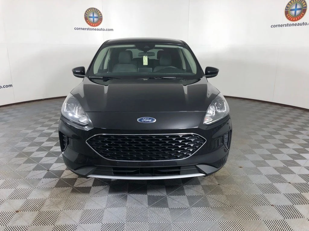 Used 2020 Black Ford SE image 14