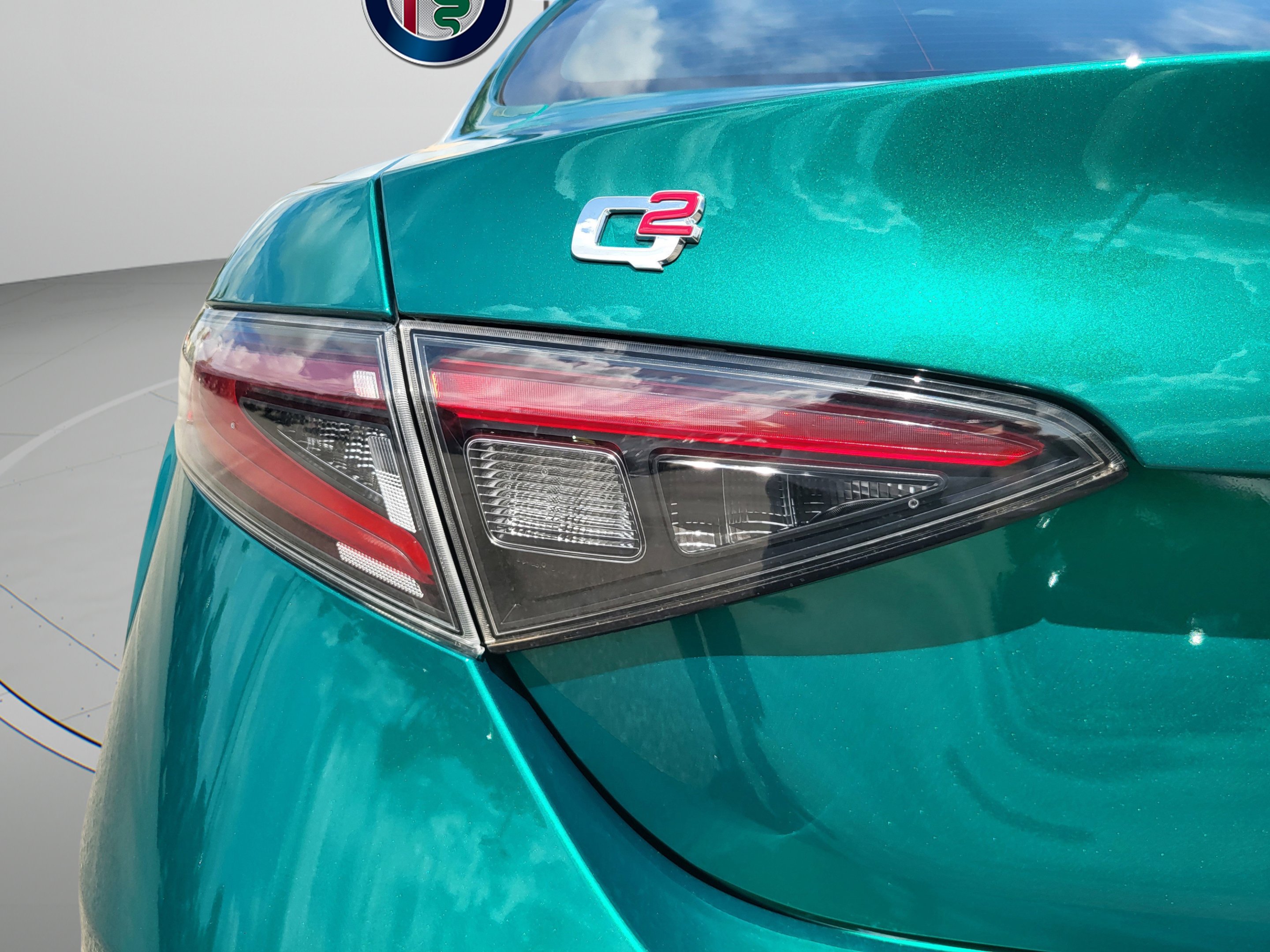 New 2025 Verde Fangio Metallic Alfa Romeo Intensa image 18