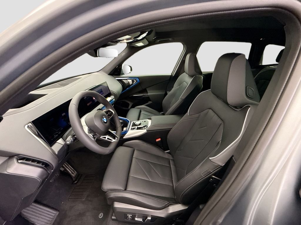 Used 2026 Gray Metallic BMW 30 xDrive image 18
