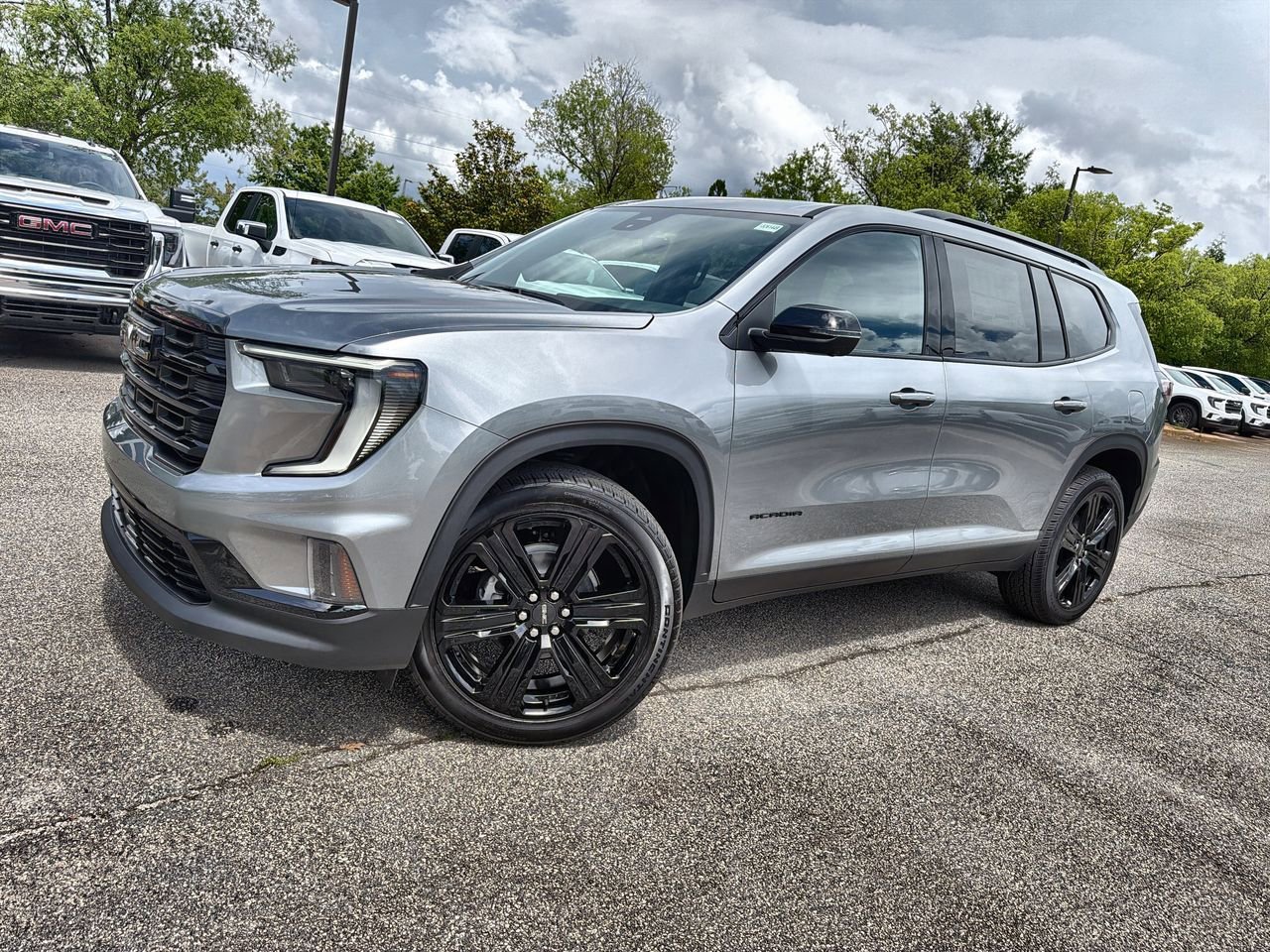 2026 GMC Acadia Elevation FWD's photo