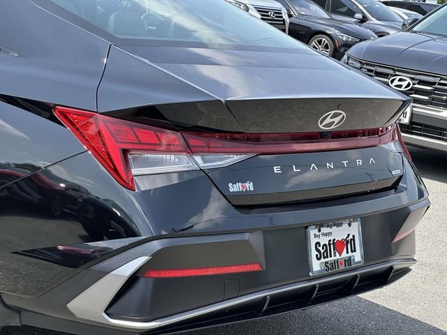 Certified Used 2025 Black Hyundai Limited image 11