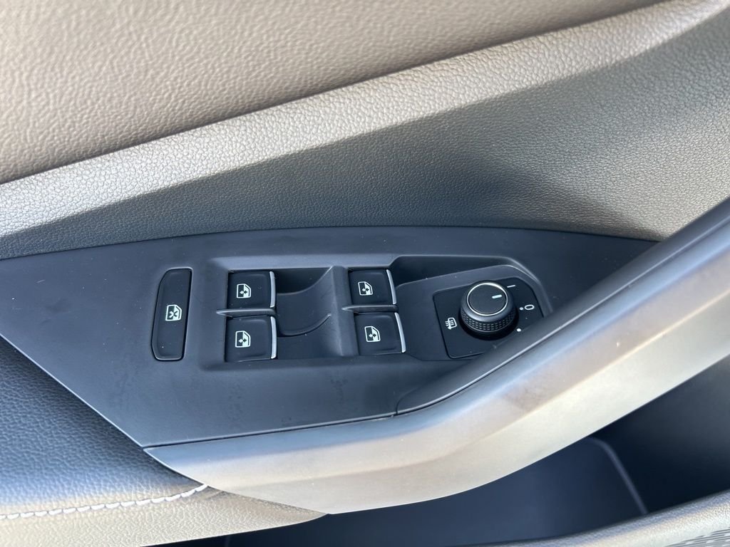 2026 Volkswagen Jetta Sport - Photo 12