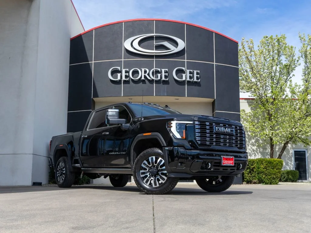 2026 GMC Sierra 2500HD Denali Ultimate - Photo 1
