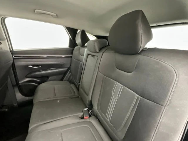 Used 2024 White Hyundai SEL image 5