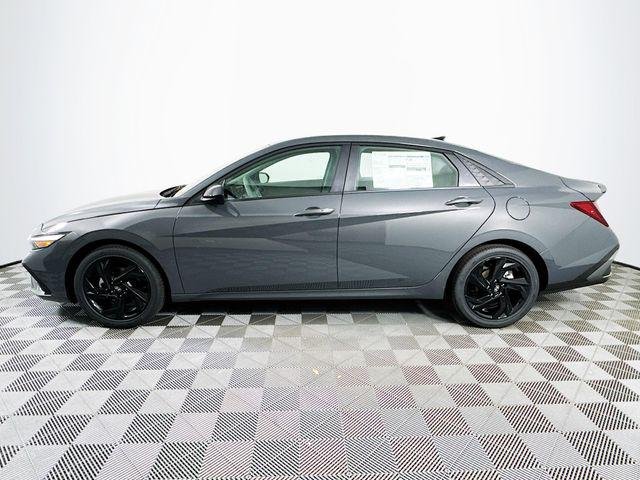 New 2026 Gray Hyundai SEL Sport image 3