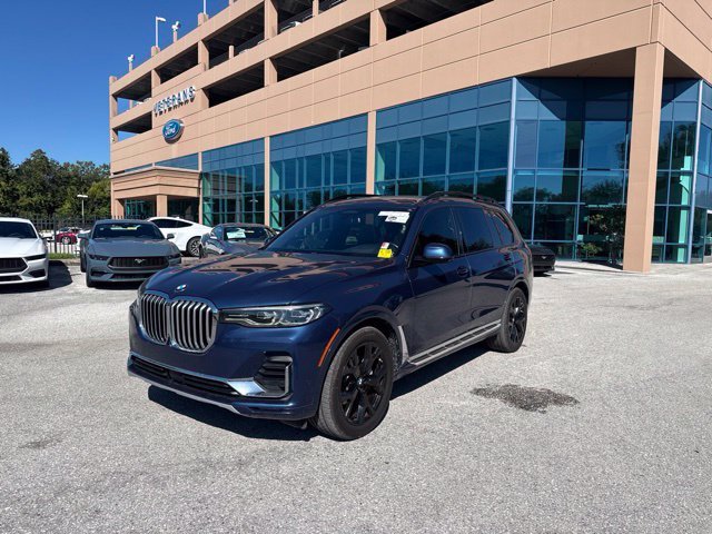 2022 BMW X7