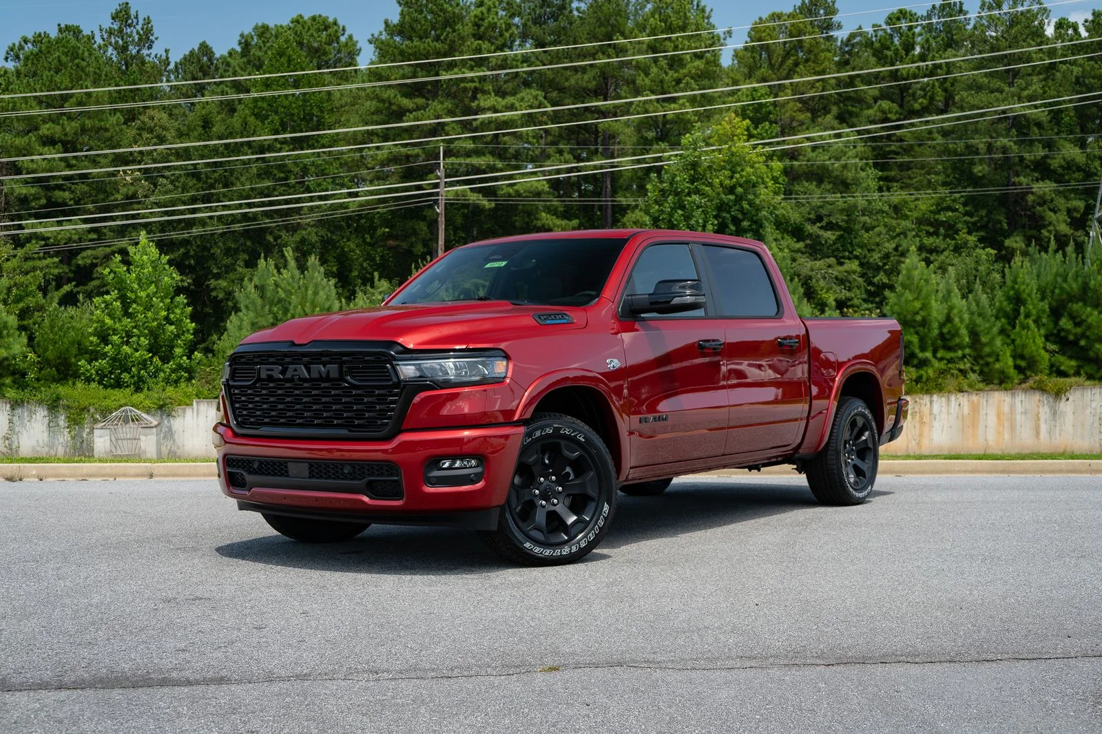 New 2026 Molten Red Pearl-Coat Exterior Paint RAM Big Horn/Lone Star image 1
