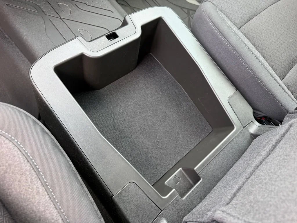 Used 2024 Slate Gray Metallic Chevrolet LT image 19