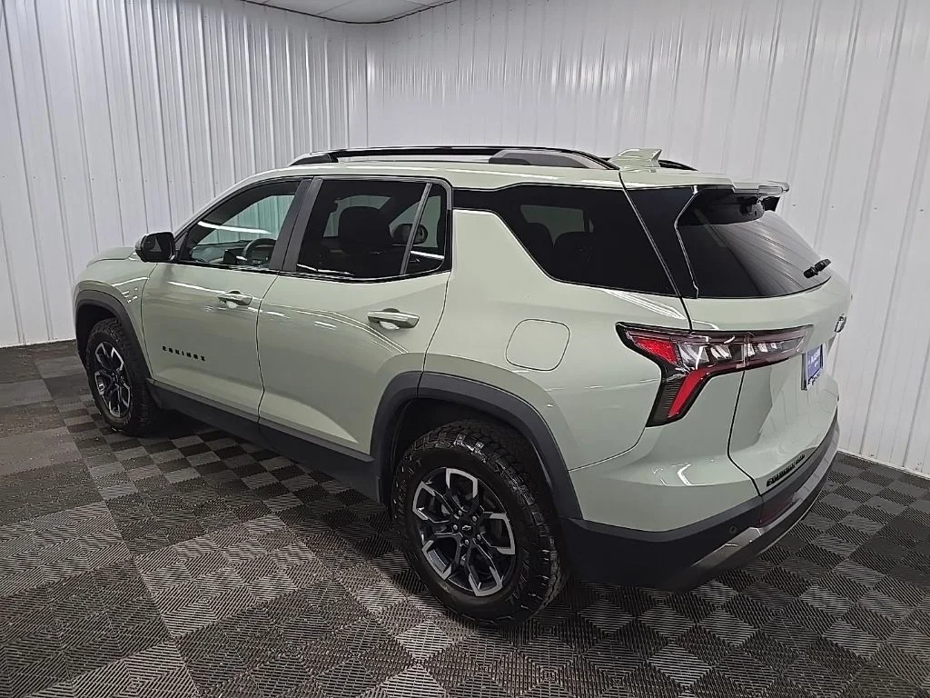 Used 2025 Green Chevrolet ACTIV image 9