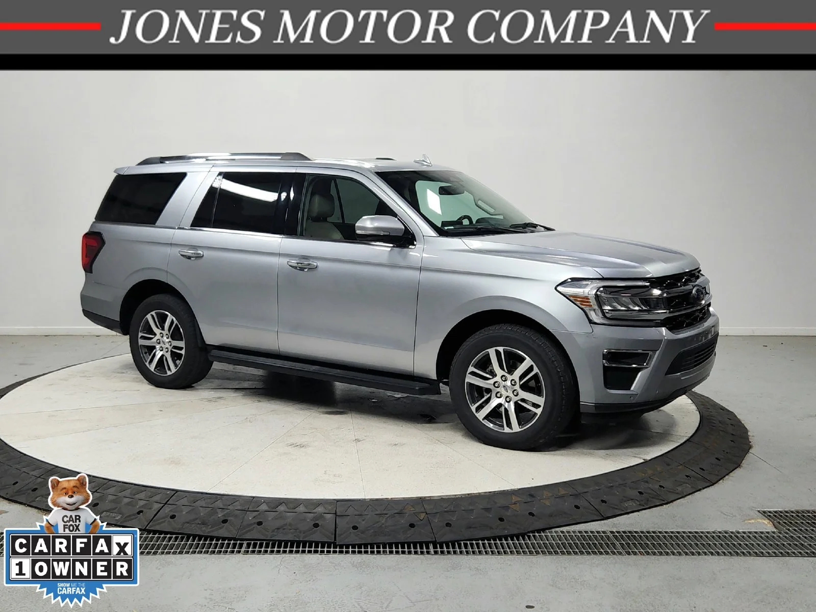 Used 2024 Silver Ford Limited image 1