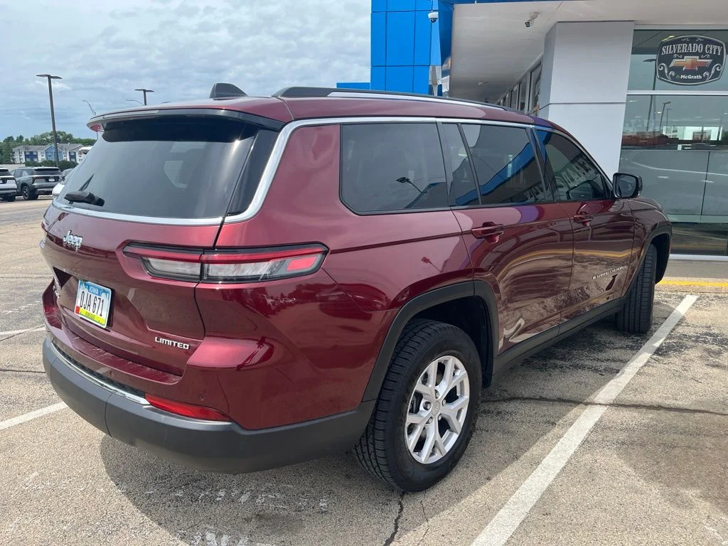 Certified Used 2022 Red Jeep Limited image 5