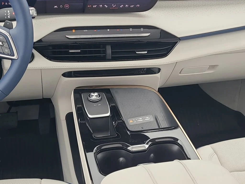 New 2026 Ocean Blue Metallic Buick Avenir image 15