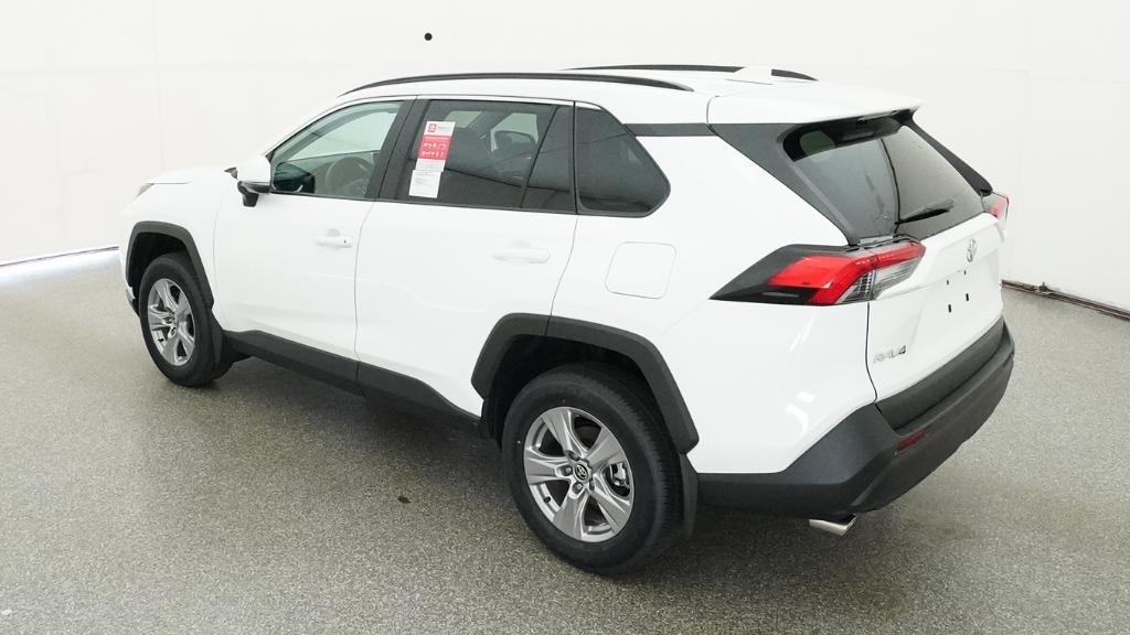 New 2025 Ice Cap Toyota XLE image 16