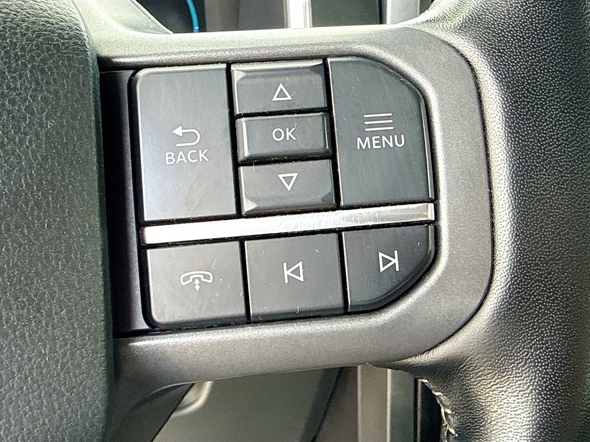 Used 2023 Oxford White Ford LARIAT image 36